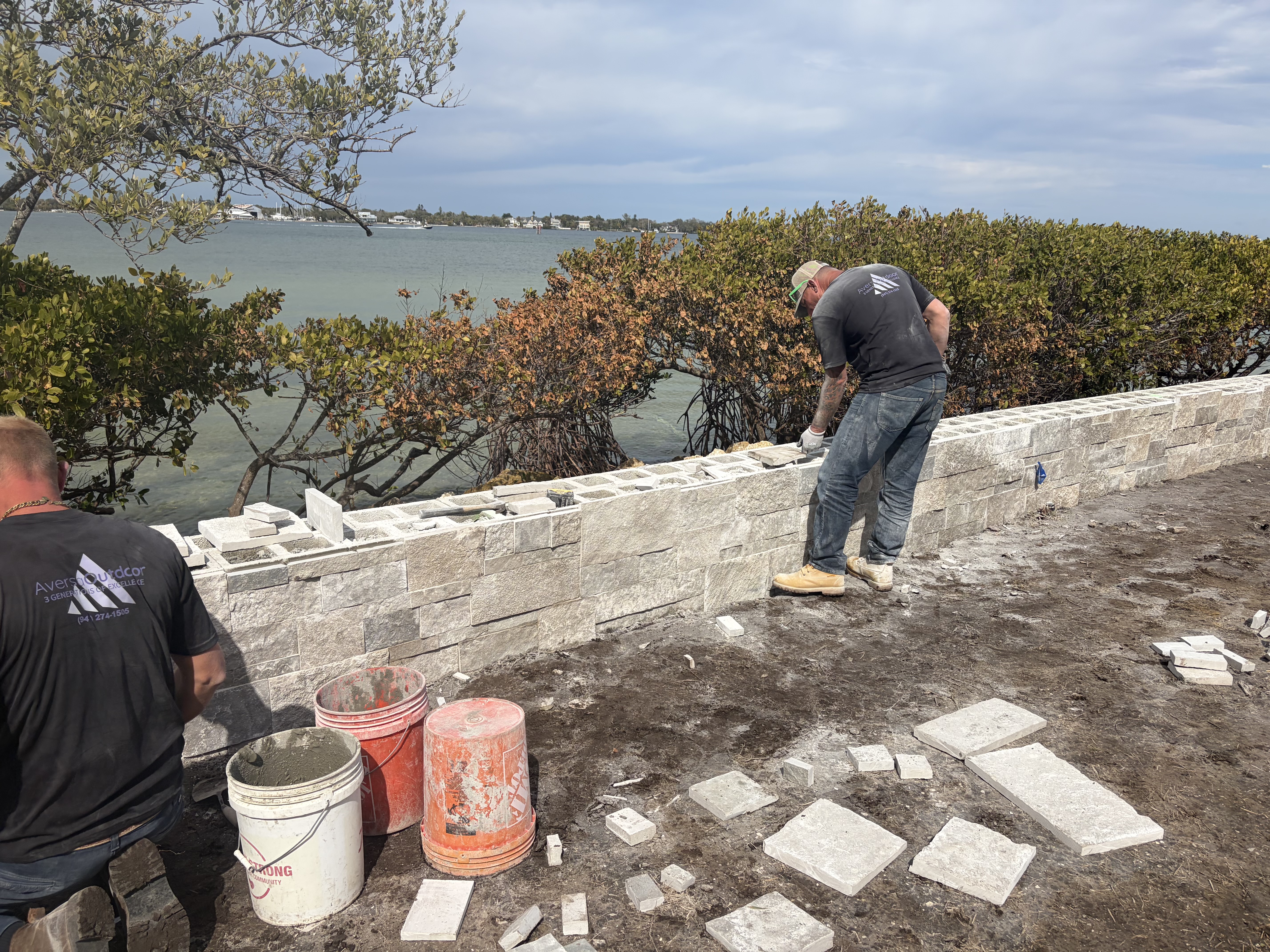 Professional concrete masonry work for outdoor hardscaping